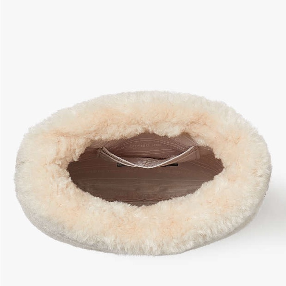 ♠️kate spade Eva Faux Shearling Bucket Phone Crossbody, Natural NWT - Picture 5 of 8